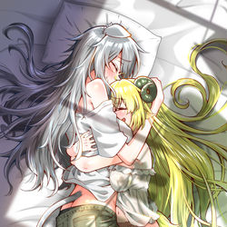 This is a pixiv picture whose title is 夏の朝方、クーラーの効いた部屋で。ししわた。.