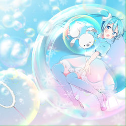 This is a pixiv picture whose title is シャボン玉×雪ミク.