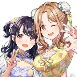 This is a pixiv picture whose title is 小糸ちゃんと雛菜の水着.