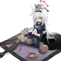 This is a pixiv picture whose title is 摸鱼.