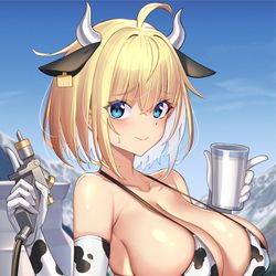 This is a pixiv picture whose title is 牛ビキニ.