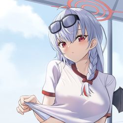 This is a pixiv picture whose title is 体操服ハルナちゃん.