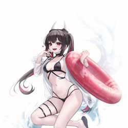 This is a pixiv picture whose title is 初月.