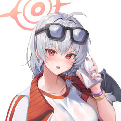 This is a pixiv picture whose title is She's sweating so much.