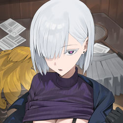 This is a pixiv picture whose title is 「先輩、急いで着替えないと」.
