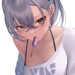 This is a pixiv picture whose title is 銀狼.