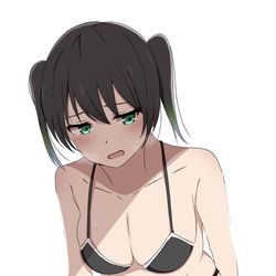 This is a pixiv picture whose title is 意外とエッチな身体してる侑ちゃん♡.