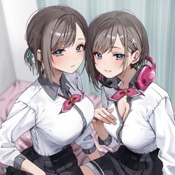 This is a pixiv picture whose title is 双子まとめて彼女にしない？.