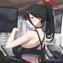 This is a pixiv picture whose title is 「困りましたね。お尻に汗がたまって···」.