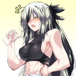 This is a pixiv picture whose title is お水を飲むお虎さん.