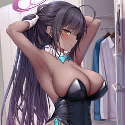 This is a pixiv picture whose title is 身支度を見られているカリン.