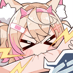 This is a pixiv picture whose title is Chomp.