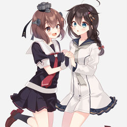 This is a pixiv picture whose title is 雪風と衣装とりかえっこ.