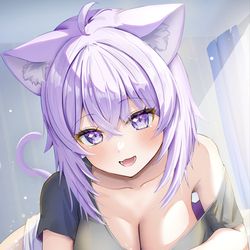 This is a pixiv picture whose title is 寝てたらお腹に乗ってるおかゆん.
