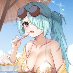 This is a pixiv picture whose title is 水着ヒヨリ.