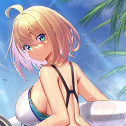 This is a pixiv picture whose title is 競泳水着.