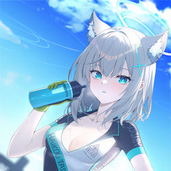 This is a pixiv picture whose title is 砂狼白子（骑行）.