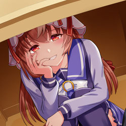 This is a pixiv picture whose title is 机の下のスティルインラブ.
