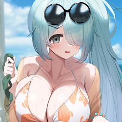 This is a pixiv picture whose title is ヒヨリちゃん水着.