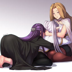 This is a pixiv picture whose title is 「フェルンもお抱っこしたい…！」.