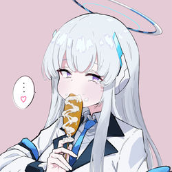 This is a pixiv picture whose title is ノアがアメリカンドッグを食べてるだけ.