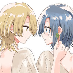 This is a pixiv picture whose title is 【創作百合】モドクラちゃんまとめ①.
