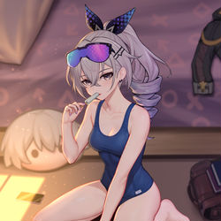 This is a pixiv picture whose title is 银狼吃冰棒（死库水版）.