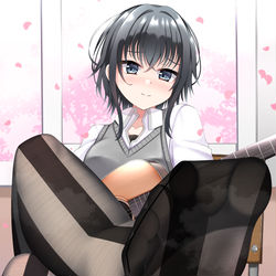 This is a pixiv picture whose title is 縦縞タイツ足裏.