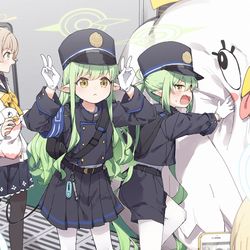 This is a pixiv picture whose title is ハイランダー鉄道学園の双子ちゃん.