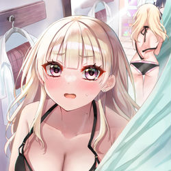 This is a pixiv picture whose title is 「水着、着るの手伝ってくんない…！？」.