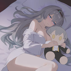 This is a pixiv picture whose title is 床上的流螢.