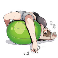 This is a pixiv picture whose title is バランスボールで運動してたらこけて足もつった人生崩壊ちゃん.