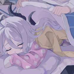 This is a pixiv picture whose title is 今日もお疲れ様.