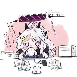 This is a pixiv picture whose title is 夜食....