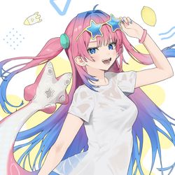 This is a pixiv picture whose title is 真夏の侵略者.
