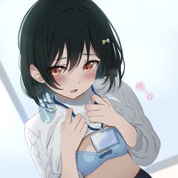 This is a pixiv picture whose title is 先輩にぐいぐい来る新入社員の栞子…♡.