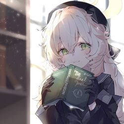 This is a pixiv picture whose title is ニヤニヤ教授の読書タイム😼📗.