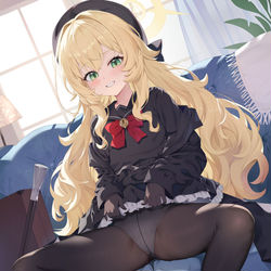 This is a pixiv picture whose title is ニヤニヤ教授.