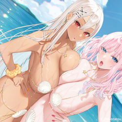 This is a pixiv picture whose title is 白黒ギャルに挟まれたい.