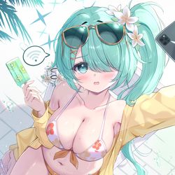 This is a pixiv picture whose title is 水着ヒヨリ.