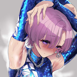 This is a pixiv picture whose title is ラメラメ衣装は通気性が悪い.