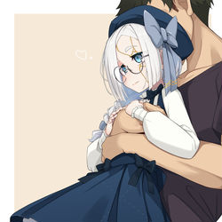 This is a pixiv picture whose title is 抱っこ.