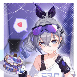 This is a pixiv picture whose title is 银狼：来点刺激的.