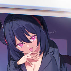 This is a pixiv picture whose title is チアキが机の下にいるだけ.