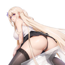 This is a pixiv picture whose title is 不好，大抵是偷拍被发现了.