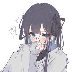 This is a pixiv picture whose title is 対立×パーカー眼鏡.