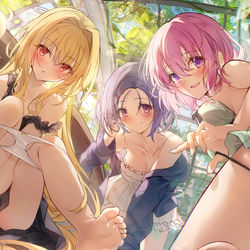 This is a pixiv picture whose title is To love Ru x Azurlane！.