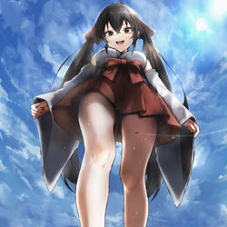 This is a pixiv picture whose title is 巨大巫女ヴァリサ.