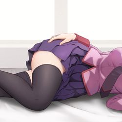 This is a pixiv picture whose title is 阿良々木君のベッド.