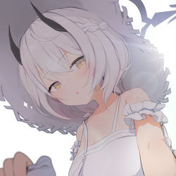 This is a pixiv picture whose title is 熱・・・ですか？.
